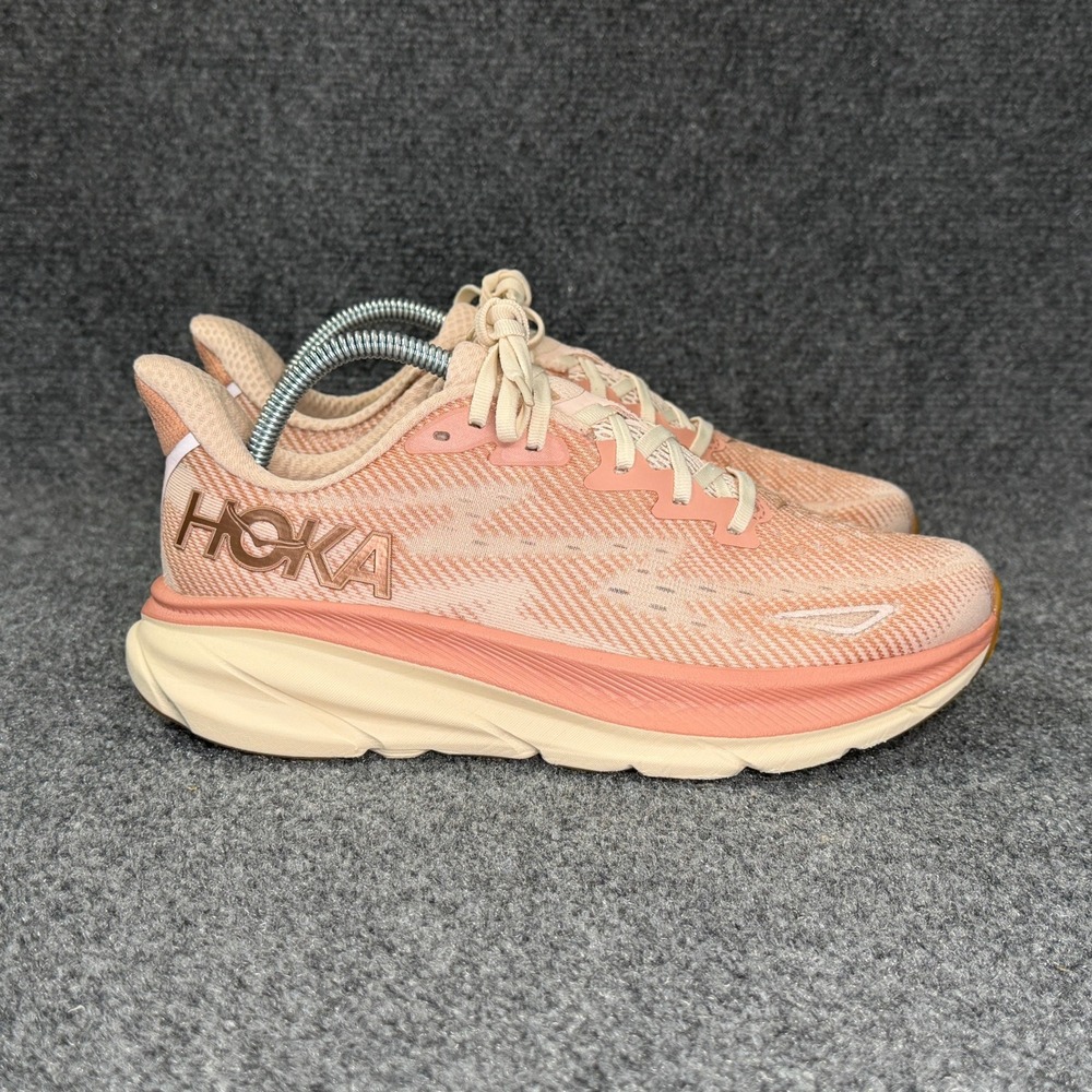 Hoka‎ Clifton 9 Running Shoes Women's 9 Sandstone Cream Athletic Run Training